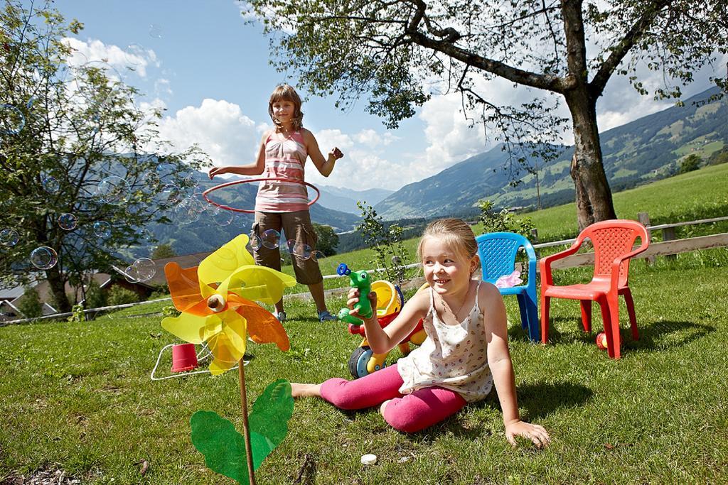 Alpenhof Apartments Mittersill Exteriör bild